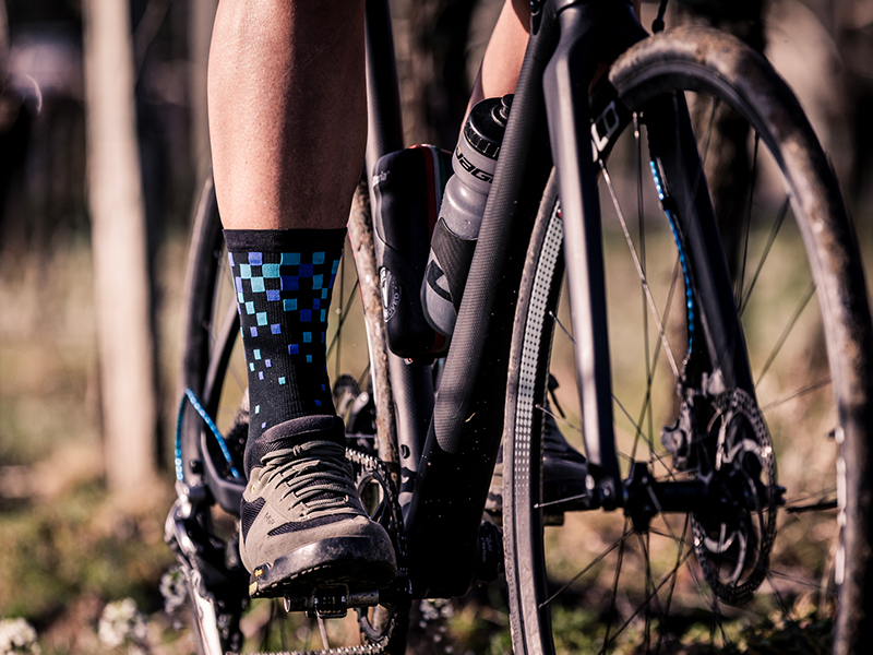 Oxeego - Cycling socks PIXELS - Fine Serie